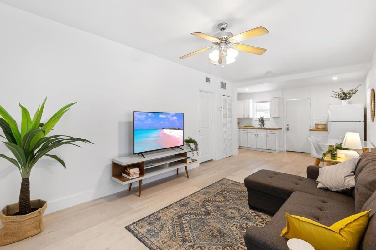 Dreamy 1-Bedroom Apt Walking Distance To Las Olas Fort Lauderdale Kültér fotó